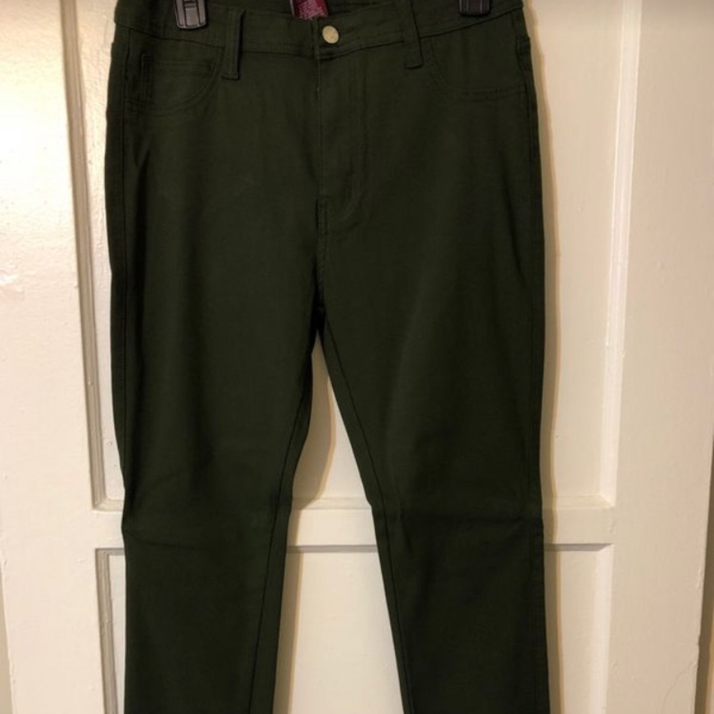 Hunter Green skinny jean**BRAND NEW**
